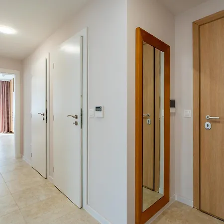 Apartment Fusion Finesse *